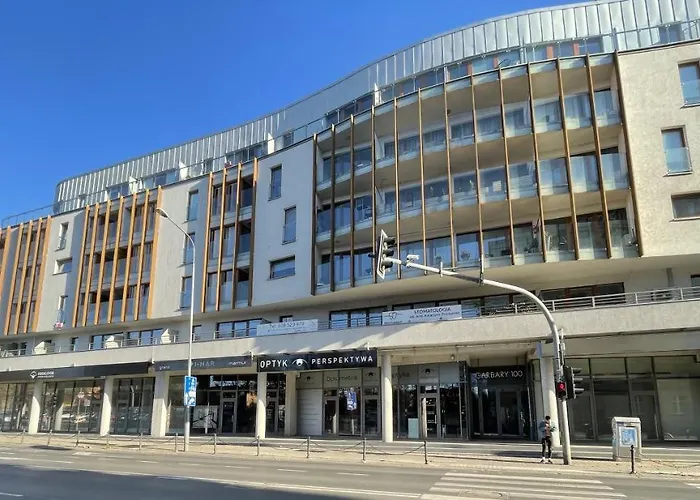 Garbary 100 City Center Apartment, Free Parking, Self Check-In 24H