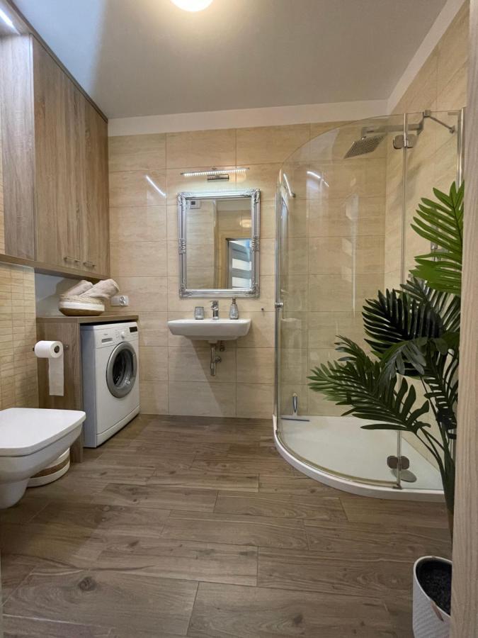 Garbary 100 Center Apartment, Free Parking, Self Check-in 24h Poznan