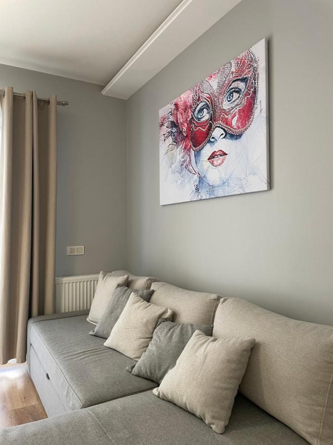 Apartment Garbary 100 Center Apartment, Free Parking, Self Check-in 24h Poznan